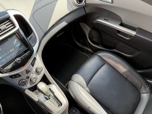 Used 2017 Chevrolet Sonic Premier image 22