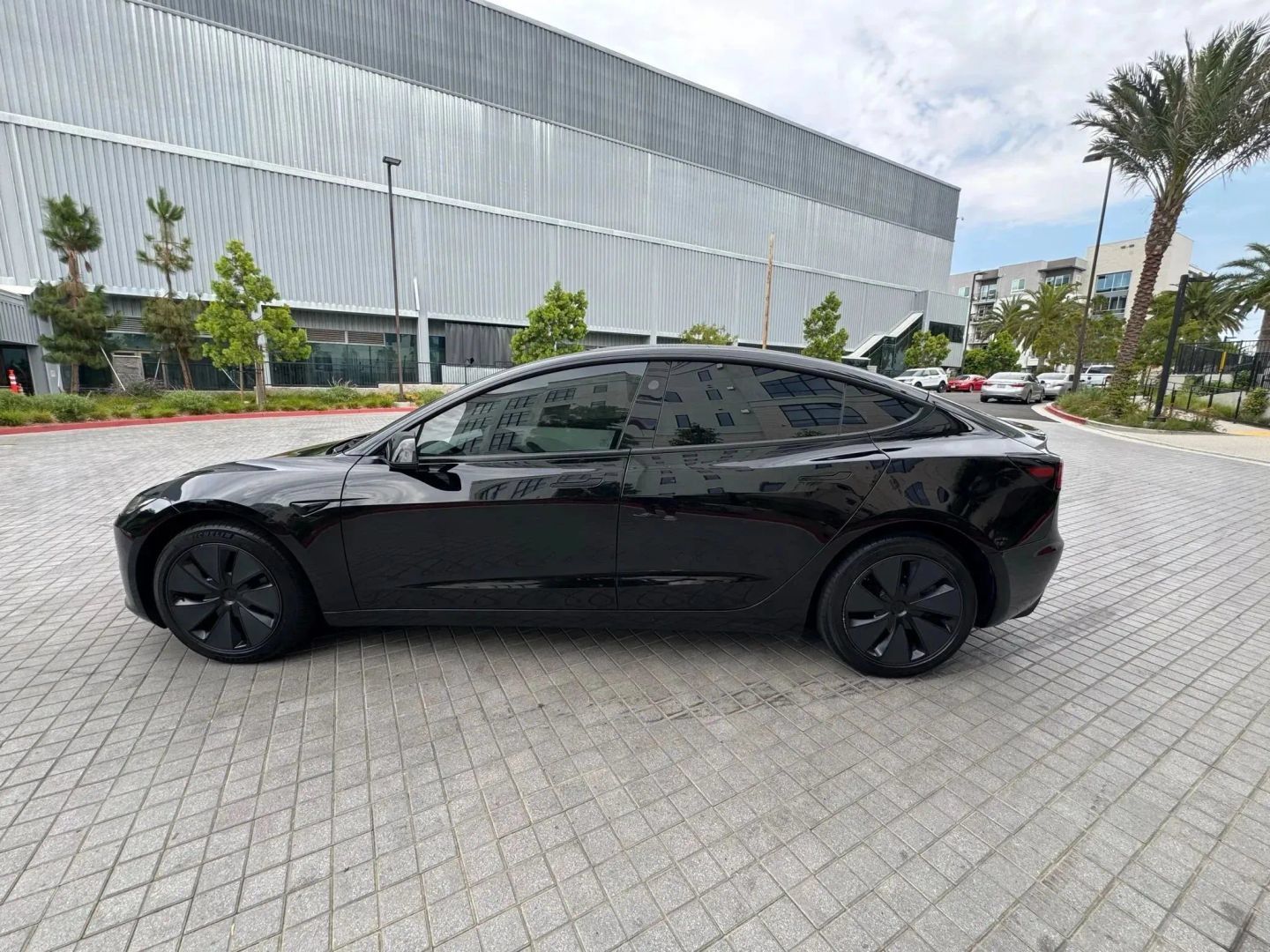 Used 2025 Tesla Model 3 Long Range RWD image 5