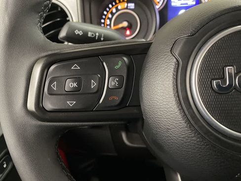 Used 2025 Jeep Wrangler Sport S AWD/4WD image 20