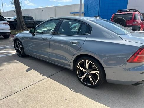 Used 2024 Volvo S60 B5 Plus FWD image 4