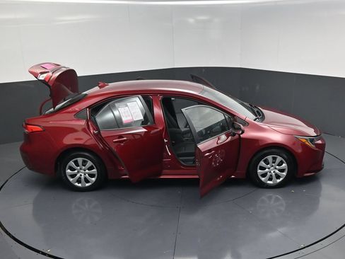 Used 2024 Toyota Corolla LE FWD image 21