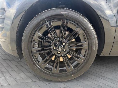 New 2026 Land Rover Range Rover Evoque Dynamic SE image 9