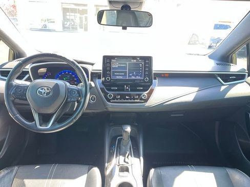 Used 2019 Toyota Corolla XSE FWD image 11