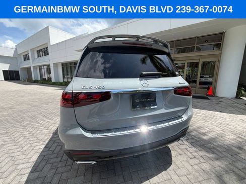 Used 2025 Mercedes-Benz GLS 450 4MATIC image 9