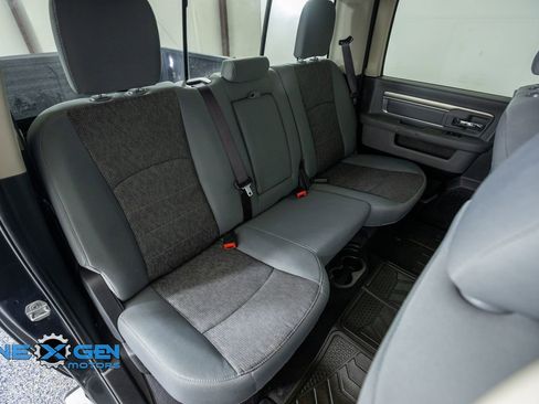 Used 2018 RAM 1500 Big Horn AWD/4WD image 39