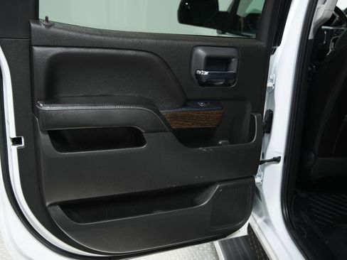 Used 2018 GMC Sierra 1500 Denali w/ Denali Ultimate Package image 21