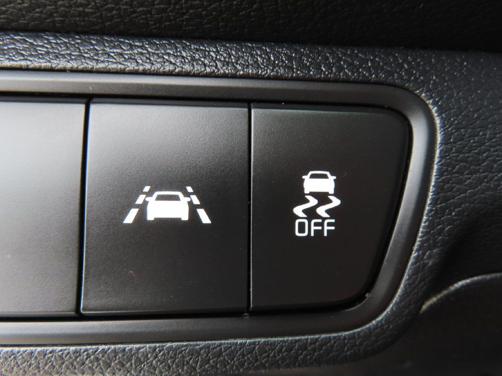 Used 2021 Kia Forte LXS FWD image 10