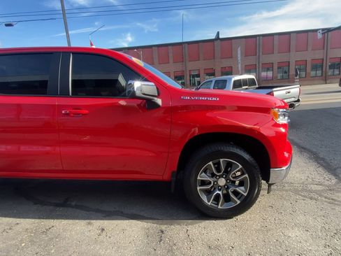 Certified 2024 Chevrolet Silverado 1500 LT image 30