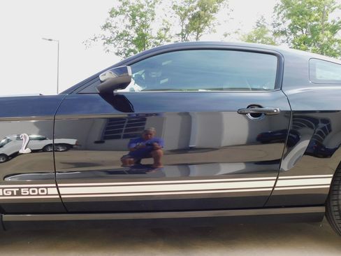 Used 2014 Ford Mustang GT Premium w/ Electronics Package RWD image 11