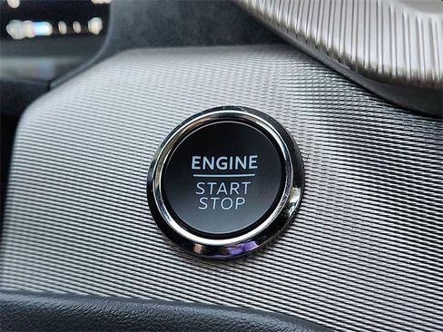 Used 2025 Ford Explorer Active image 19