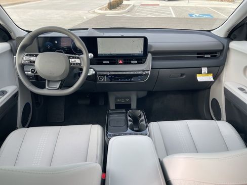 New 2026 Hyundai Ioniq 5 Limited image 17