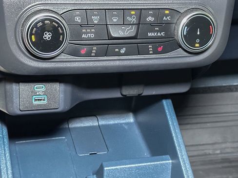 Certified 2023 Ford Maverick Tremor w/ Tremor Off-Road Package image 40