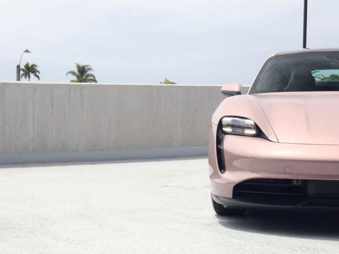 Certified 2022 Porsche Taycan RWD image 12