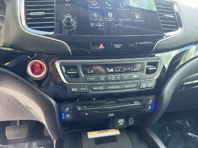 Used 2021 Honda Pilot Elite image 26
