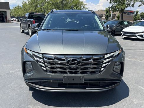 Certified 2023 Hyundai Tucson Limited AWD/4WD image 3