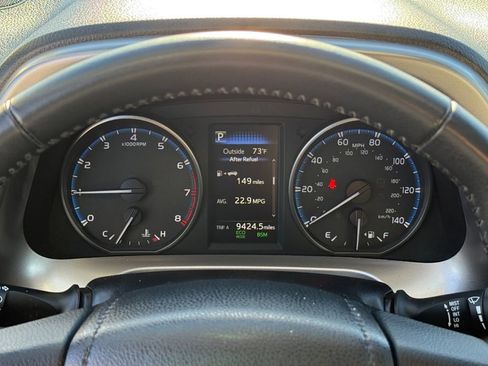 Used 2018 Toyota RAV4 XLE w/ Plus Extra Value Package image 20