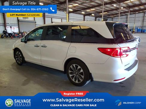Used 2023 Honda Odyssey EX-L image 3