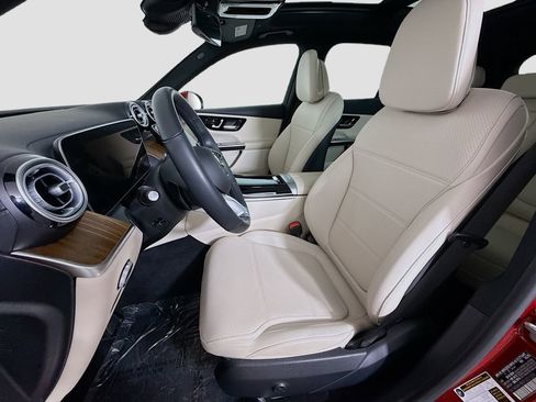 Used 2023 Mercedes-Benz GLC 300 4MATIC image 22