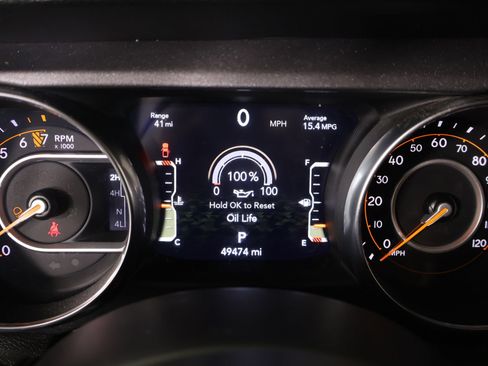 Used 2023 Jeep Gladiator Mojave w/ Cold Weather Group AWD/4WD image 4