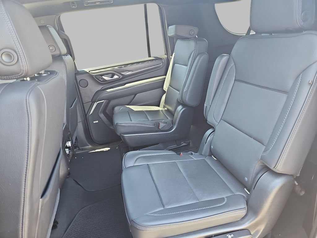 Certified 2021 GMC Yukon XL Denali w/ Denali Premium Package AWD/4WD image 19