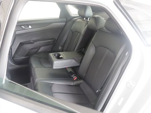 Used 2024 Kia K5 GT-Line image 8