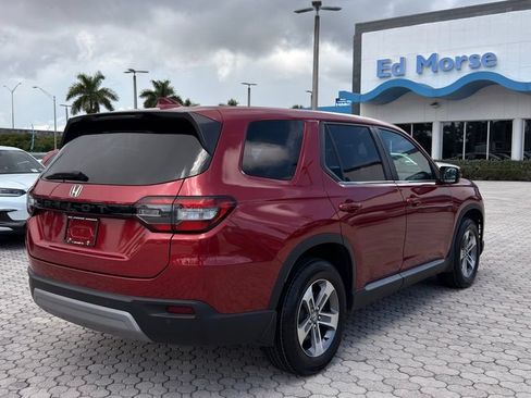 Used 2024 Honda Pilot EX-L image 13
