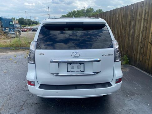 Used 2014 Lexus GX 460 w/ Premium Package AWD/4WD image 8