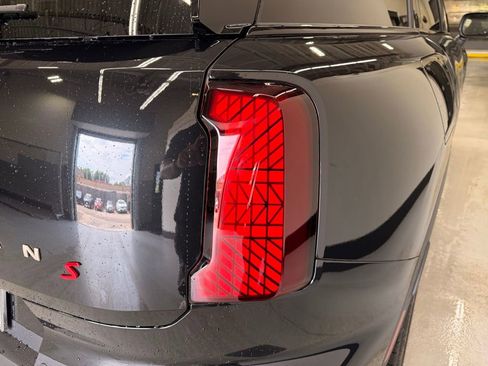 Used 2025 MINI Cooper Countryman S image 5