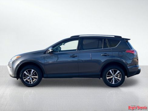 Certified 2018 Toyota RAV4 XLE w/ Plus Extra Value Package FWD image 4