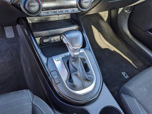 Used 2019 Kia Forte S image 26