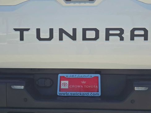 Used 2024 Toyota Tundra Limited AWD/4WD image 13