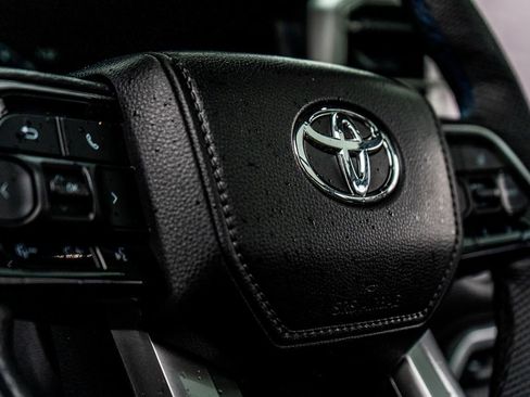 Used 2024 Toyota Tundra Platinum image 29