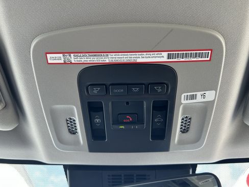 Certified 2025 Toyota Camry XLE FWD image 36