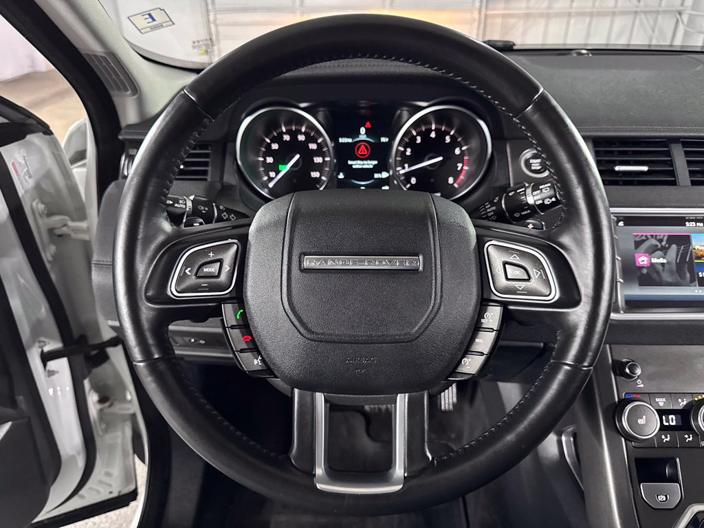 Used 2019 Land Rover Range Rover Evoque AWD/4WD image 27