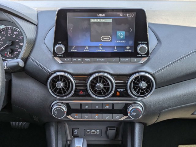 Used 2025 Nissan Sentra SV FWD image 18
