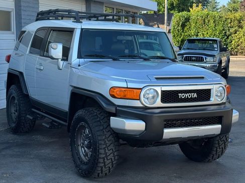 Used 2007 Toyota FJ Cruiser 4WD w/ Convenience Pkg image 6