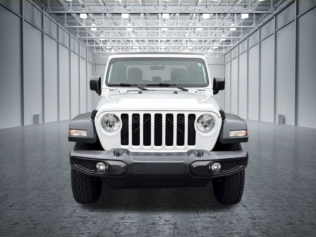 Used 2023 Jeep Gladiator Sport w/ Trailer Tow Package AWD/4WD image 2