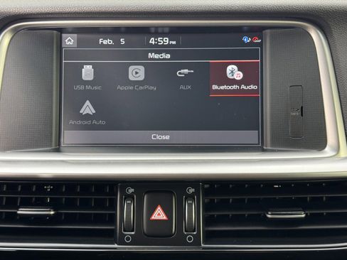 Used 2020 Kia Optima Premium image 26