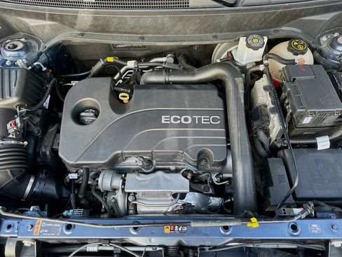 Used 2018 GMC Terrain SLE image 30