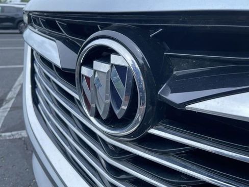 Used 2023 Buick Enclave Premium image 32