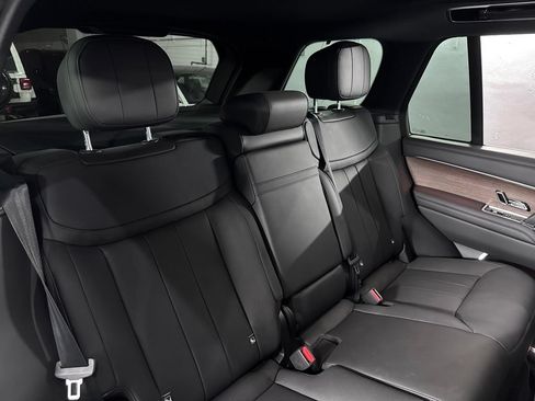 Used 2023 Land Rover Range Rover SE AWD/4WD image 54