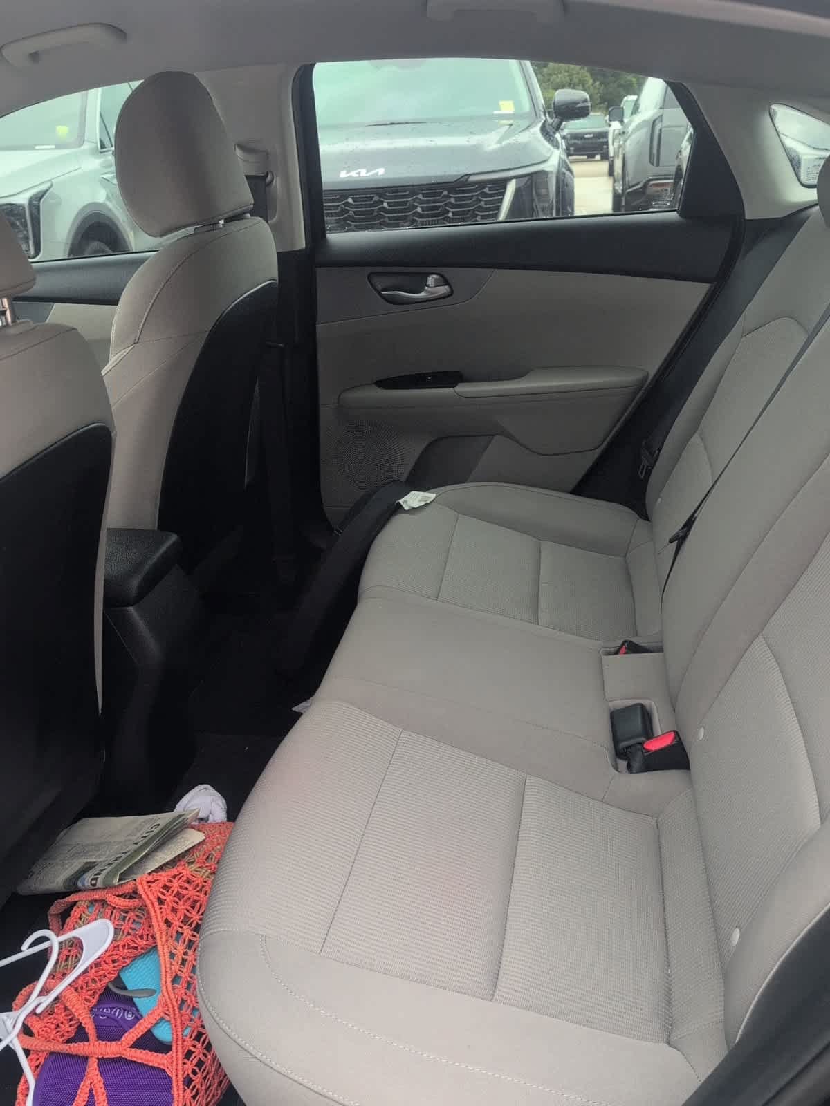 Used 2020 Kia Forte LXS FWD image 10