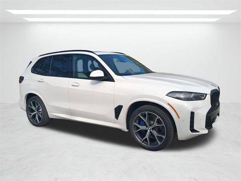 New 2026 BMW X5 xDrive40i w/ M Sport Package image 2