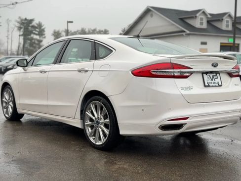 Used 2017 Ford Fusion Platinum image 4