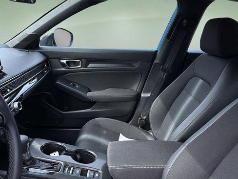 Used 2025 Honda Civic Sport image 12