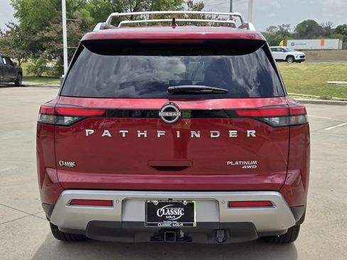 Used 2023 Nissan Pathfinder Platinum AWD/4WD image 5