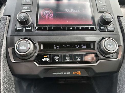 Used 2018 Honda Civic Sport image 18