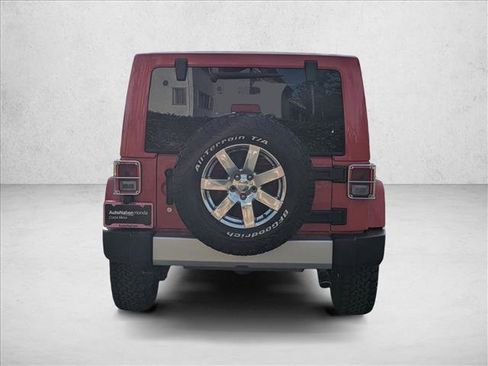 Used 2015 Jeep Wrangler Unlimited Sahara w/ Mopar Chrome Edition Group image 7