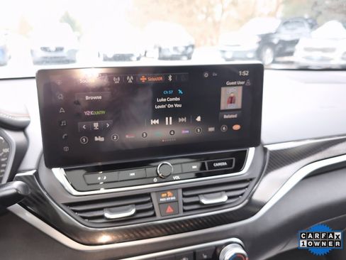 Used 2023 Nissan Altima 2.5 SR w/ SR Premium Package image 19