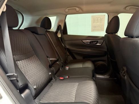 Used 2020 Nissan Rogue S AWD/4WD image 20